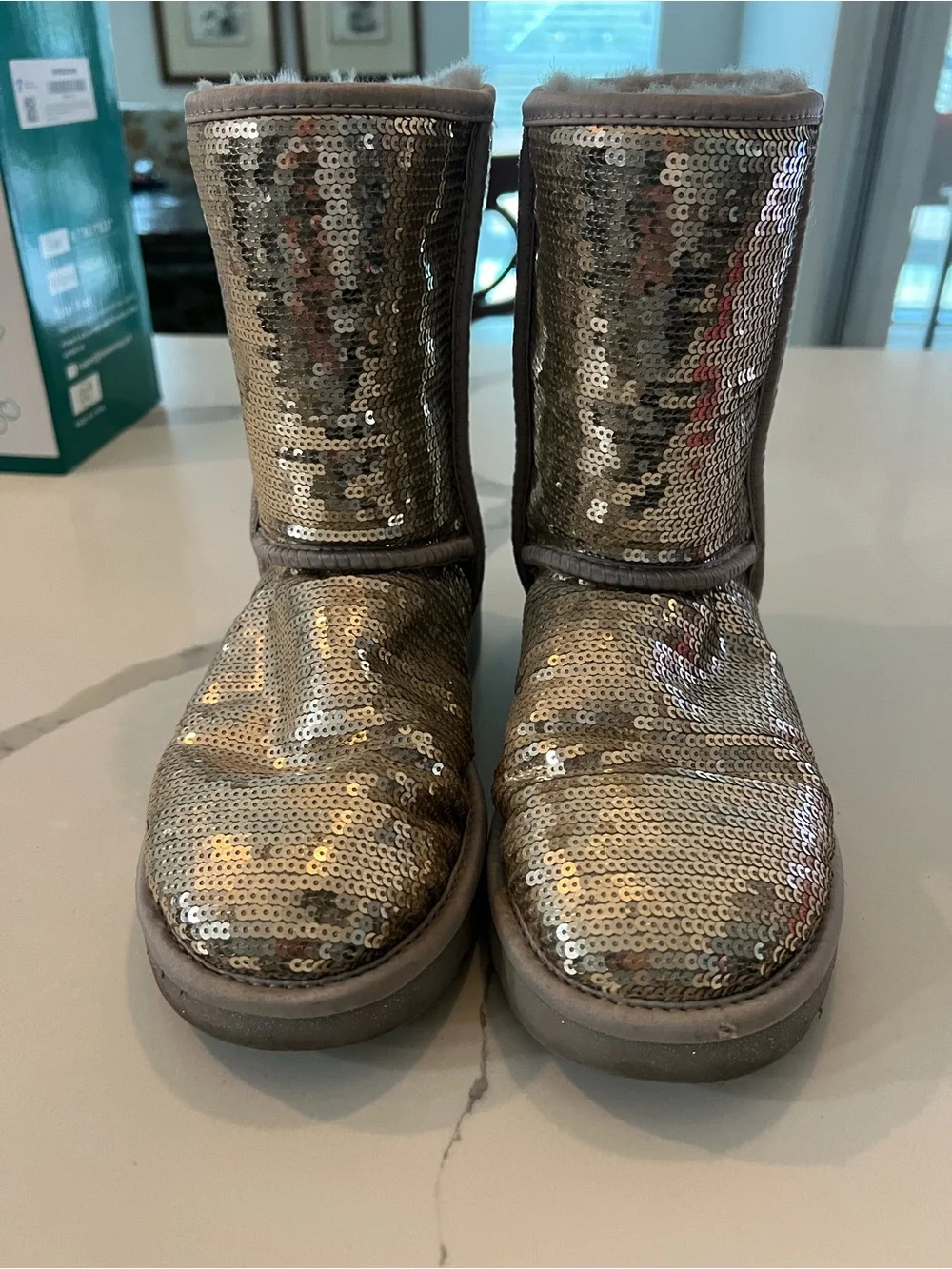 UGG Australia Classic Short Sparkles Silver Sequin Boots Women's 7